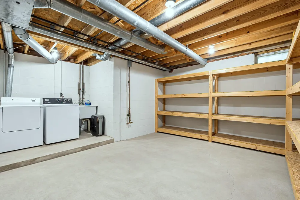 1044 Sunset Road Ann Arbor City, MI 48103