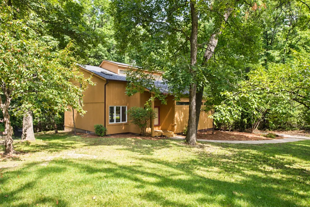1044 Sunset Road Ann Arbor City, MI 48103