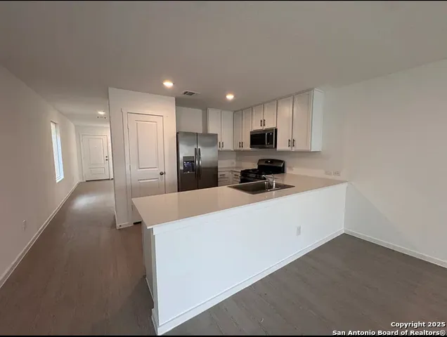 9718 JANEFIELD ML San Antonio, TX 78254