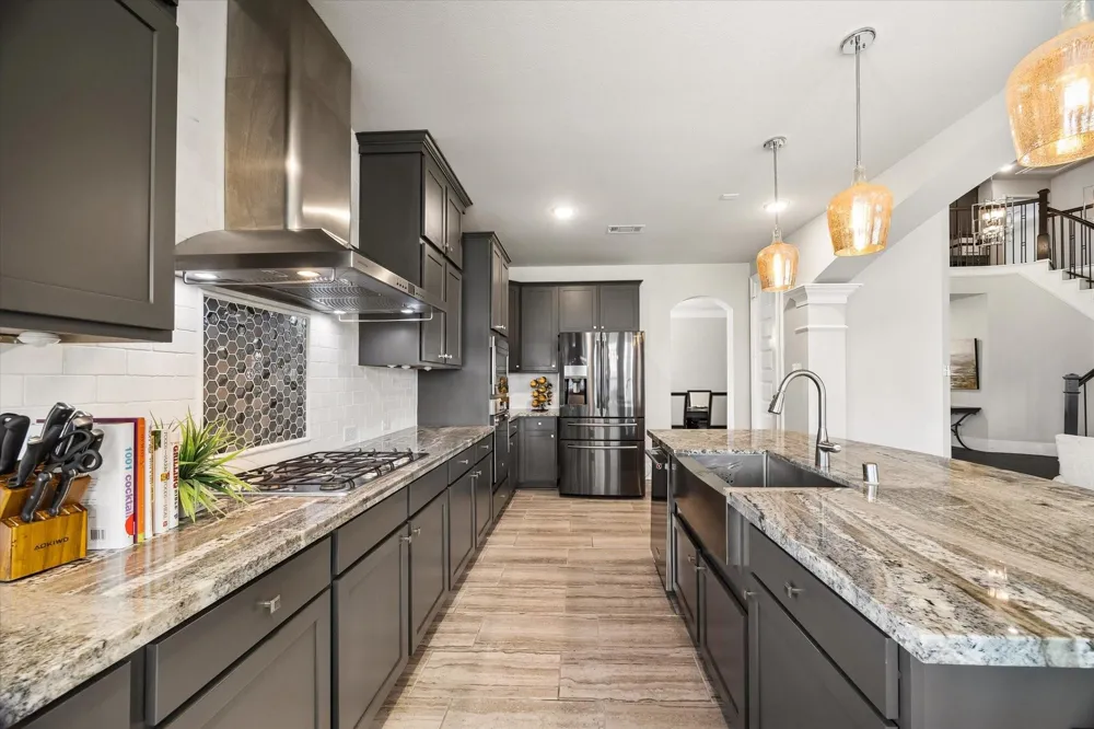 1907 Sapphire Pines Lane Rosenberg, TX 77469