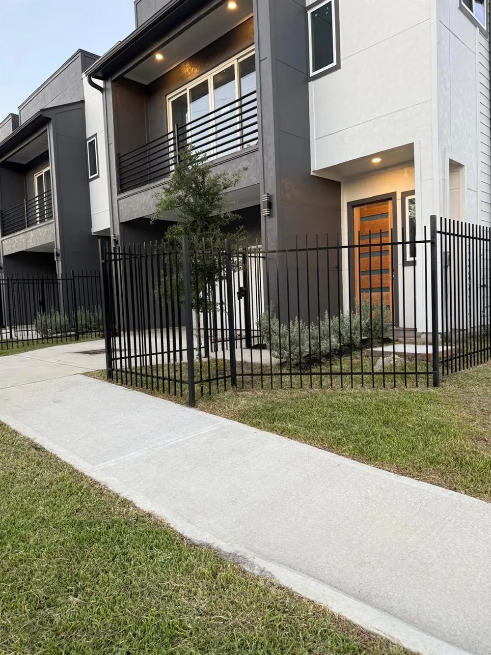 6844 Del Rio Street Houston, TX 77021