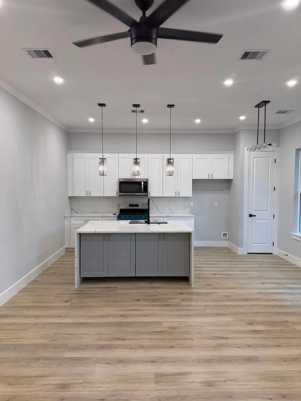 6848 Del Rio Street Hockley, TX 77021