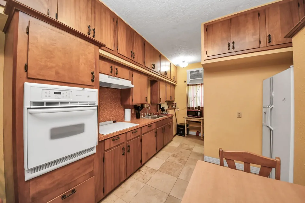 585 County Road 3796 Cleveland, TX 77328