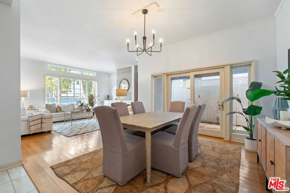 134 Roma Court Marina del Rey, CA 90292