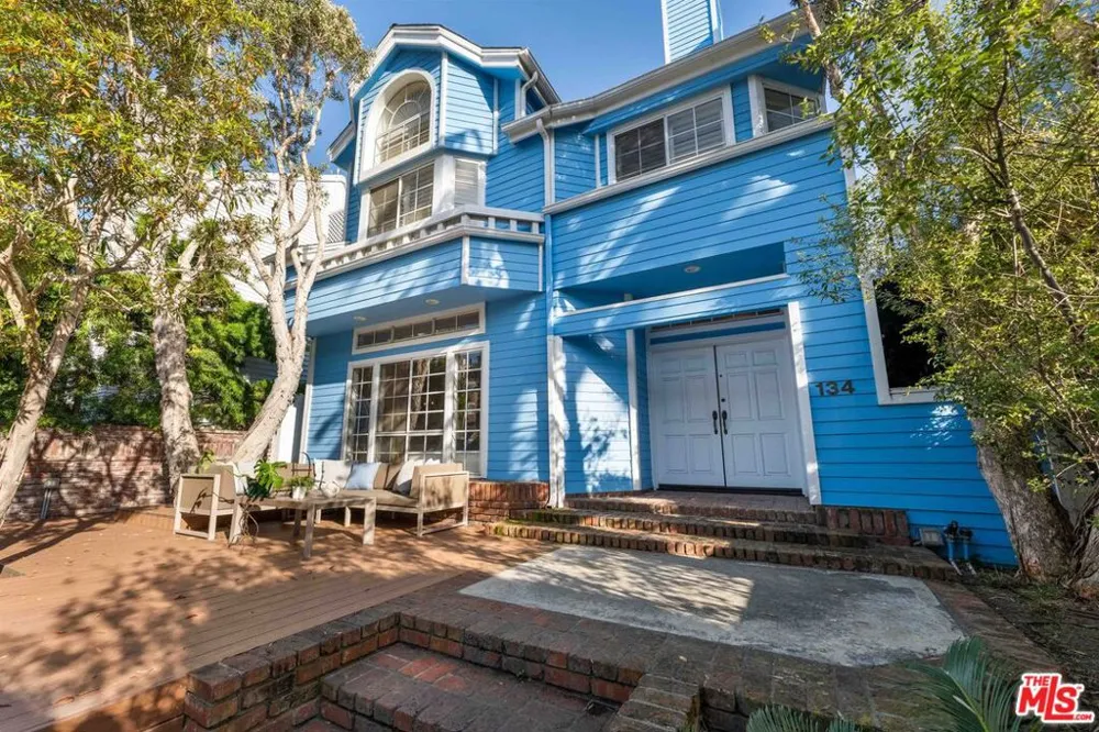 134 Roma Court Marina del Rey, CA 90292