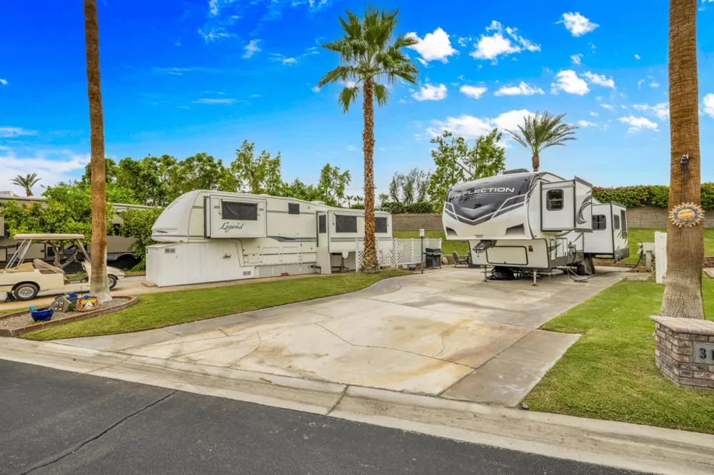 69411 Ramon Rd #32 Cathedral City, CA 92234