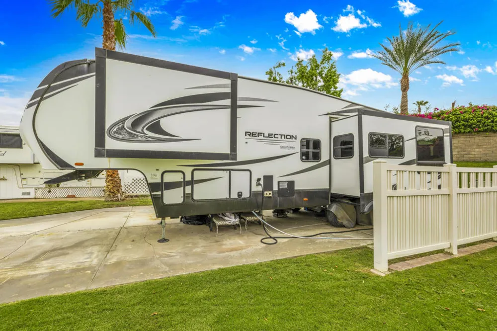 69411 Ramon Rd #32 Cathedral City, CA 92234