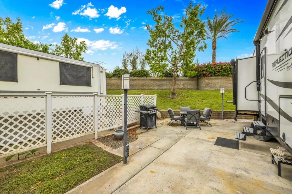 69411 Ramon Rd #32 Cathedral City, CA 92234