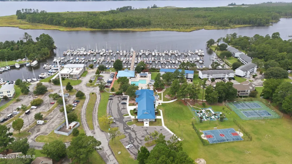 7211 Windward Drive New Bern, NC 28560