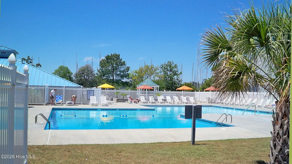 7211 Windward Drive New Bern, NC 28560