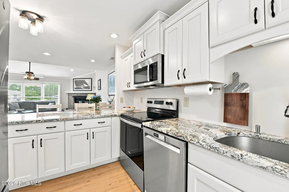 7211 Windward Drive New Bern, NC 28560