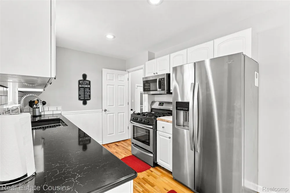 303 Park Lane Linden City, MI 48451