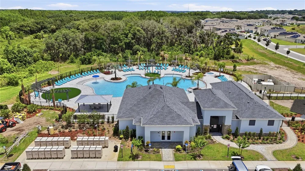 2755 GENTLE RAIN DRIVE Davenport, FL 33837