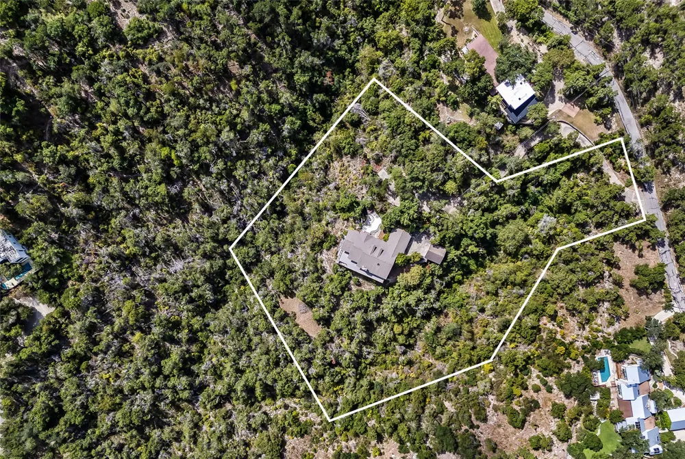 1302 Circle Ridge Drive West Lake Hills, TX 78746