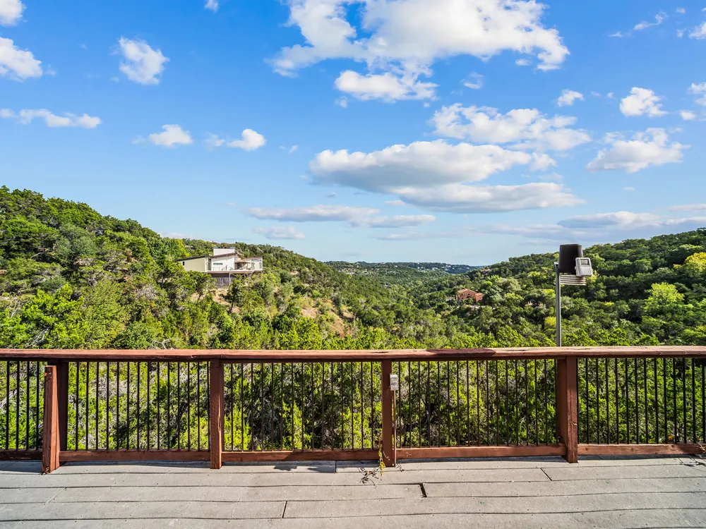 1302 Circle Ridge Drive West Lake Hills, TX 78746