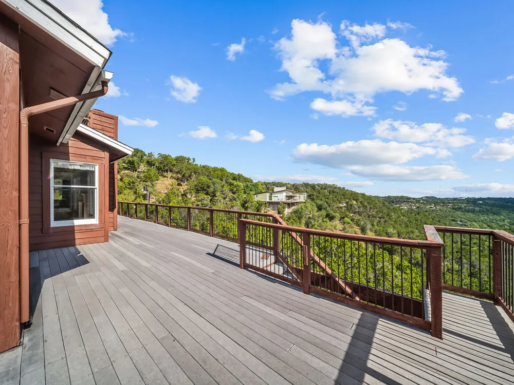 1302 Circle Ridge Drive West Lake Hills, TX 78746
