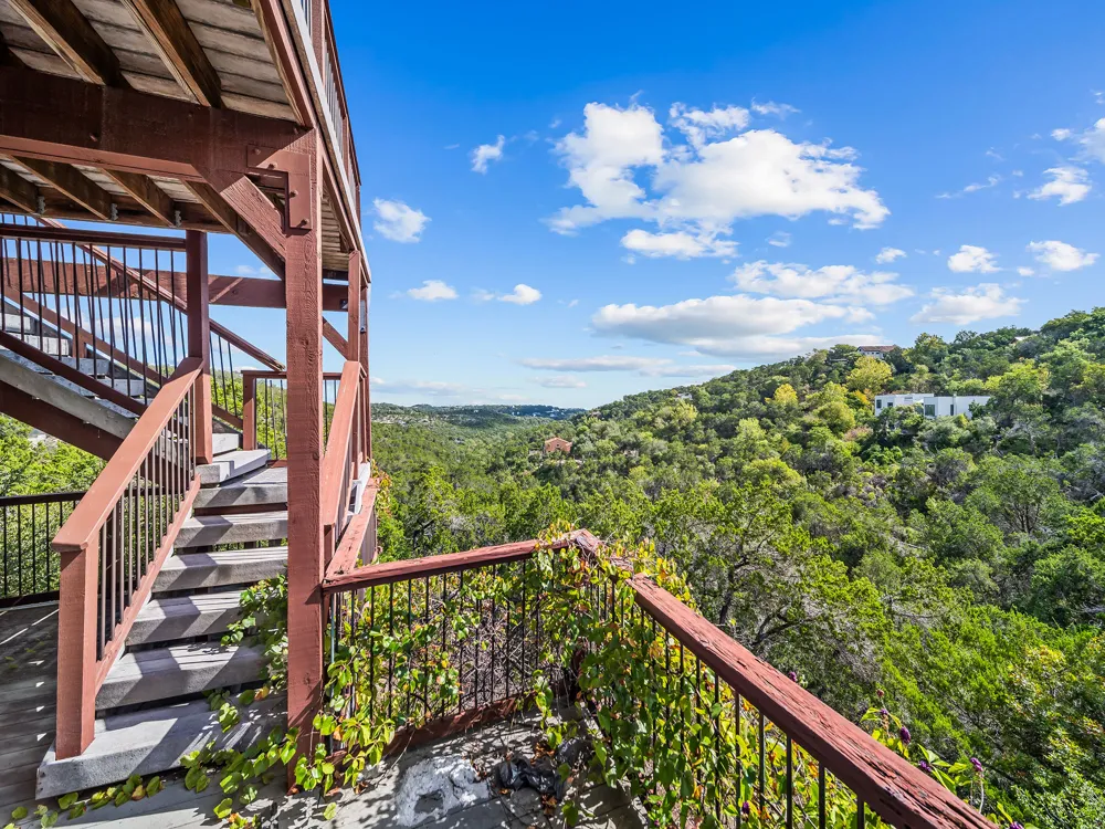 1302 Circle Ridge Drive West Lake Hills, TX 78746