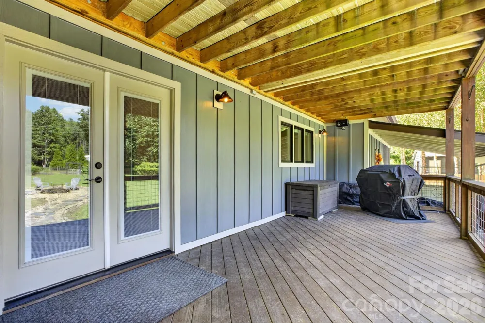 73 Hudson Hollow Horse Shoe, NC 28742