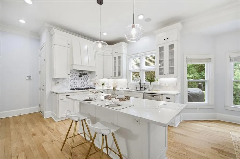 125 Stone Pond Lane Alpharetta, GA 30022