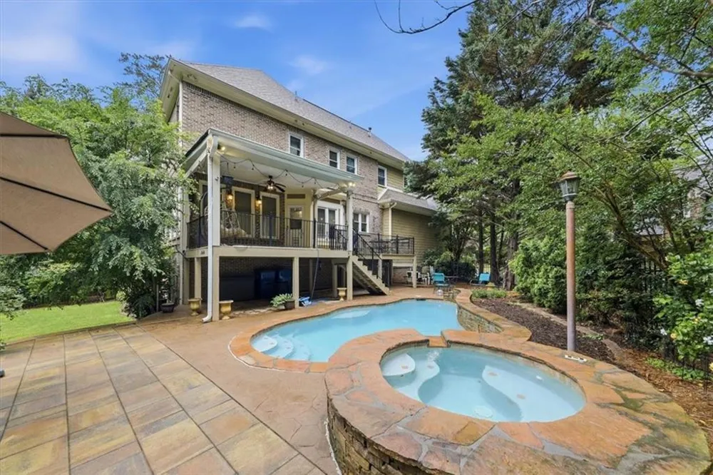 125 Stone Pond Lane Alpharetta, GA 30022