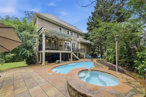 125 Stone Pond Lane