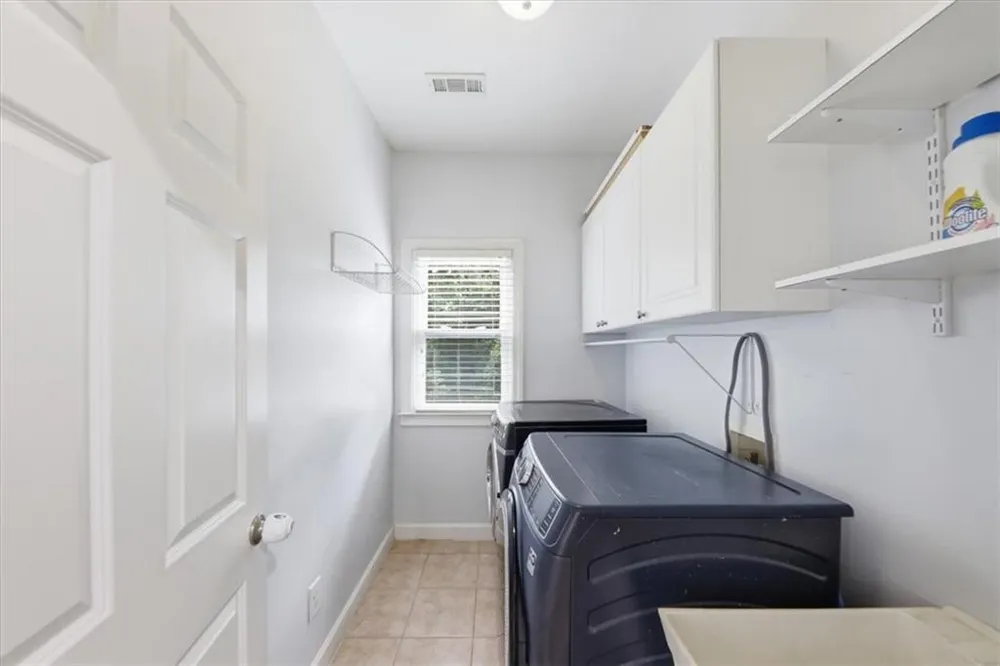 125 Stone Pond Lane Alpharetta, GA 30022