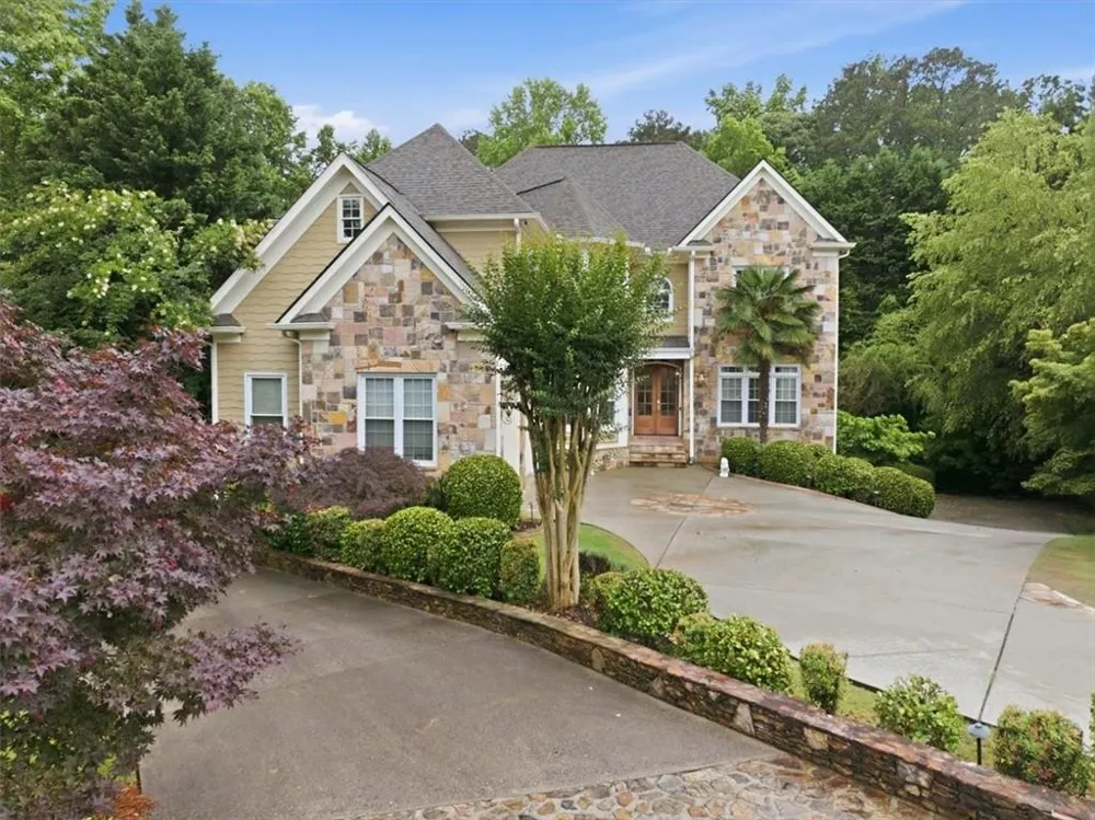 125 Stone Pond Lane Alpharetta, GA 30022
