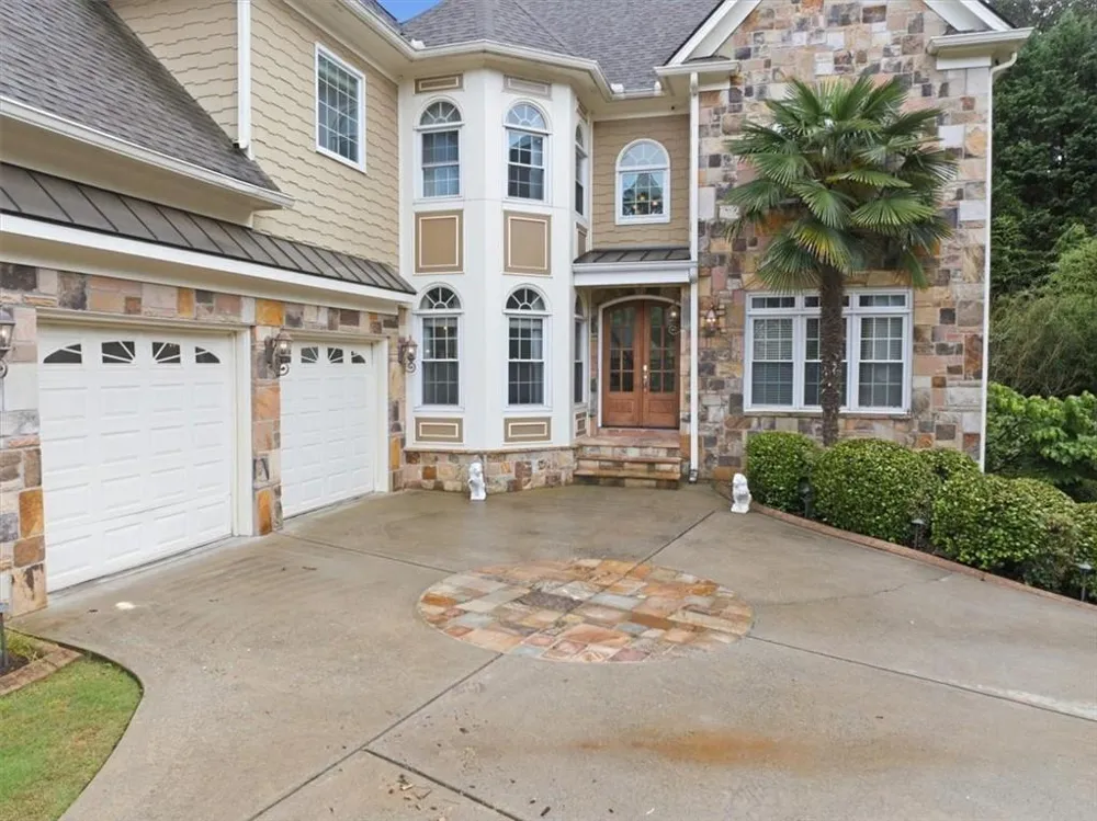 125 Stone Pond Lane Alpharetta, GA 30022