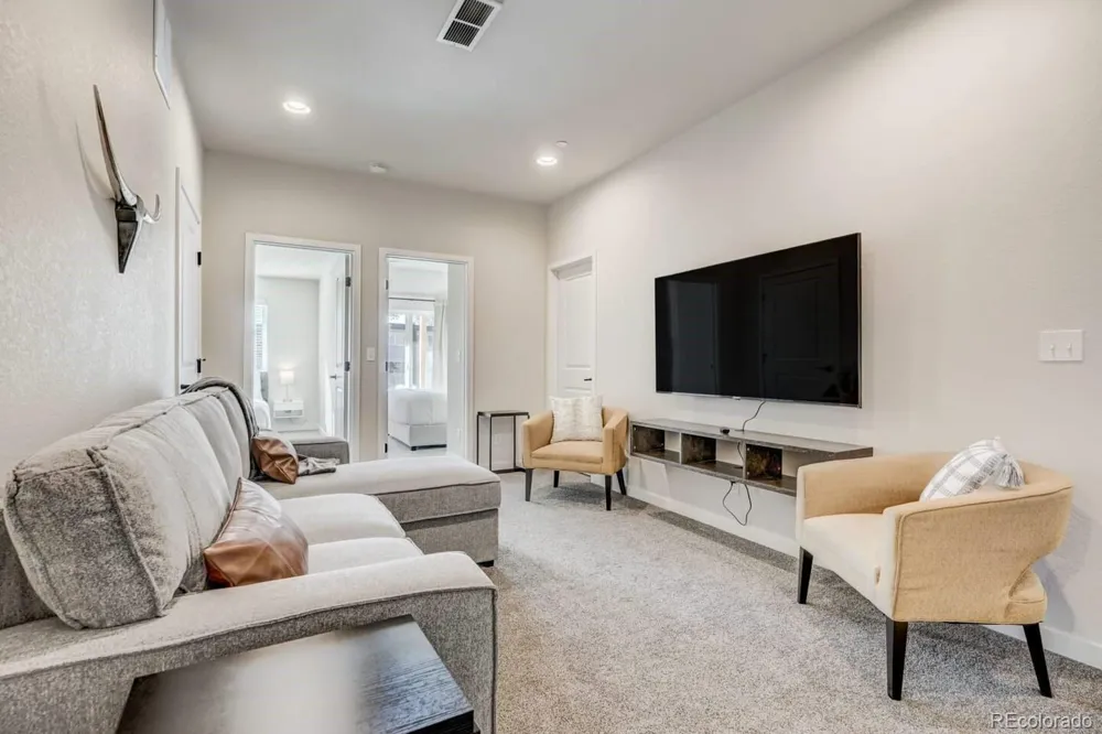 2220 E La Salle Street #107 Colorado Springs, CO 80909