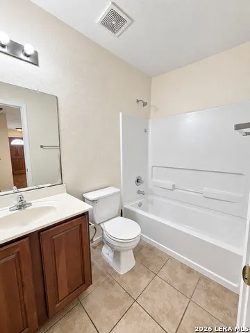 9215 Dublin Moor San Antonio, TX 78254