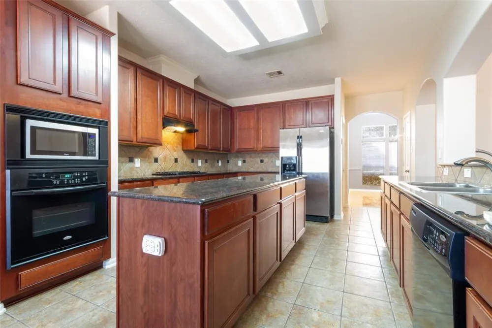 18010 Gable Oak Lane Cypress, TX 77433