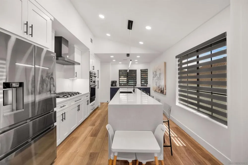 1094 Red Maple Chula Vista, CA 91910