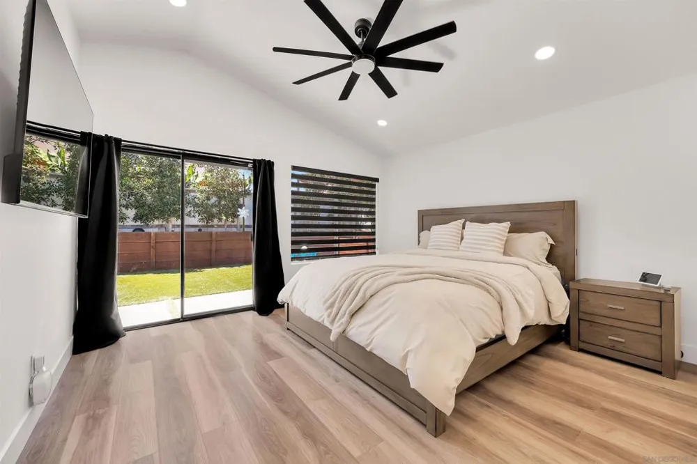 1094 Red Maple Chula Vista, CA 91910