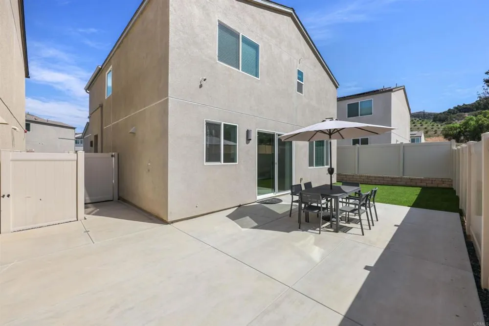 253 Paddock Lane Fallbrook, CA 92028