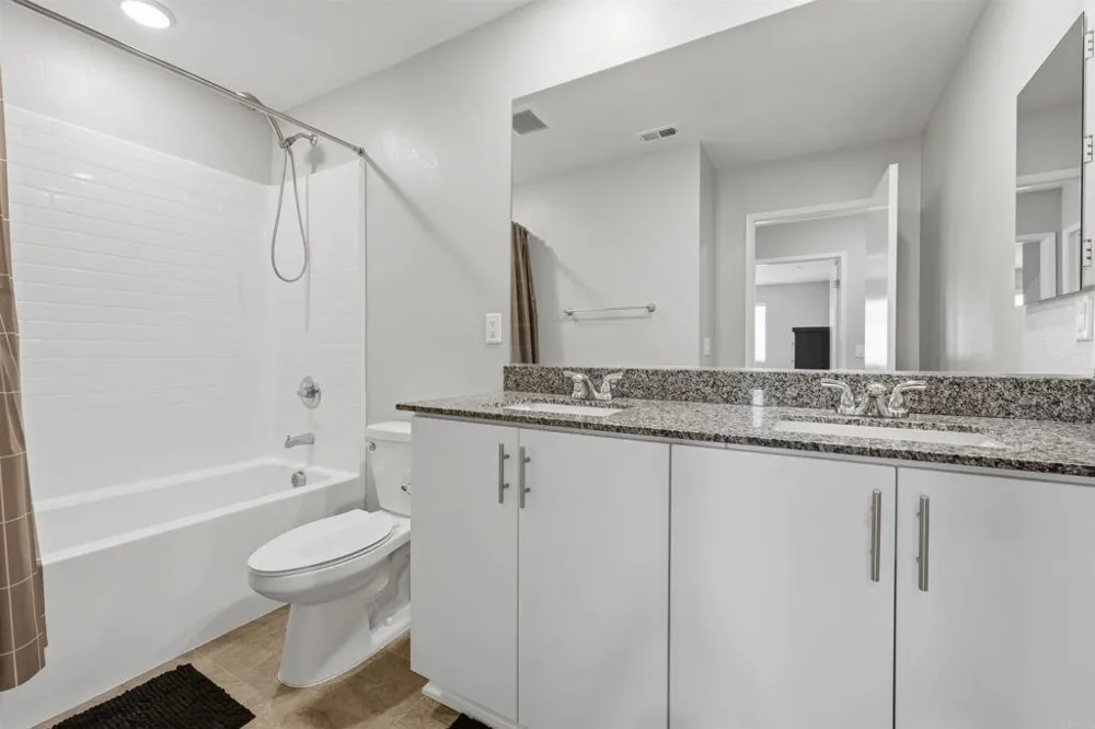 253 Paddock Lane Fallbrook, CA 92028