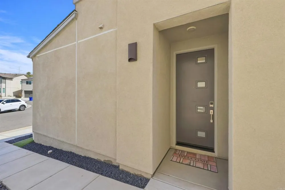 253 Paddock Lane Fallbrook, CA 92028
