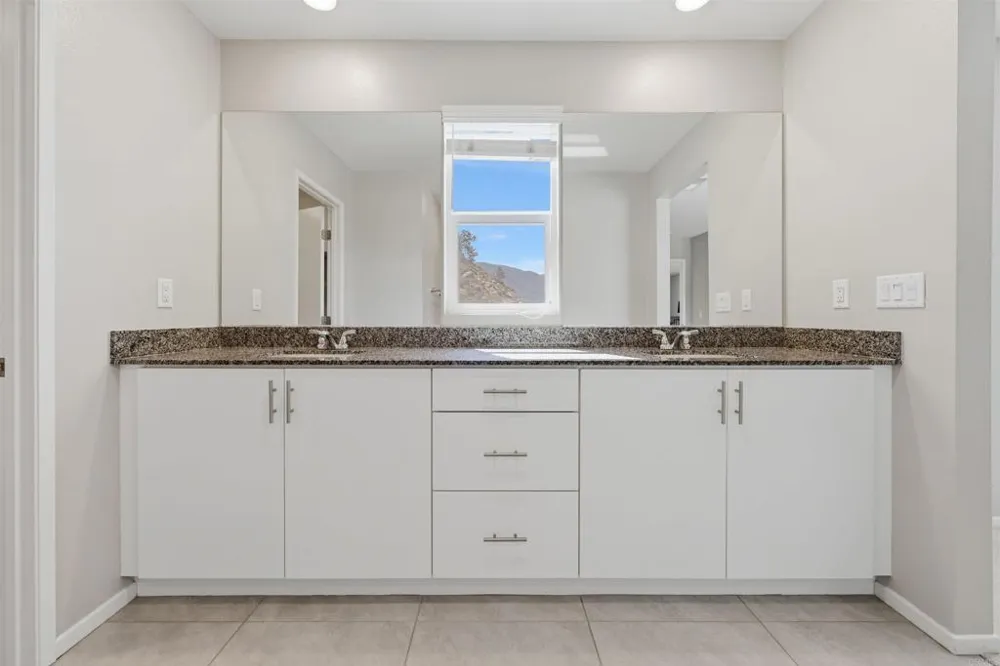253 Paddock Lane Fallbrook, CA 92028