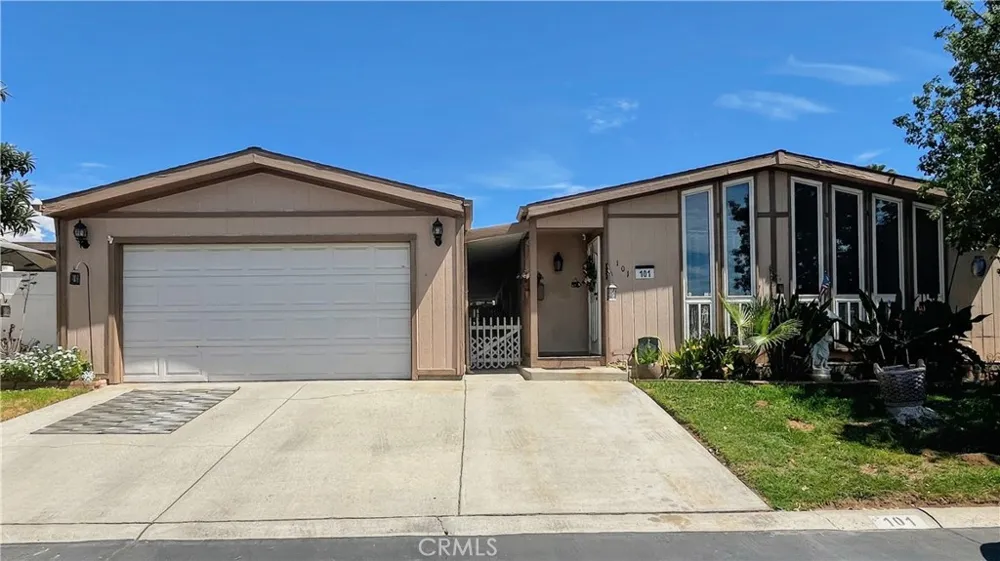 10961 Desert Lawn #101 Calimesa, CA 92320