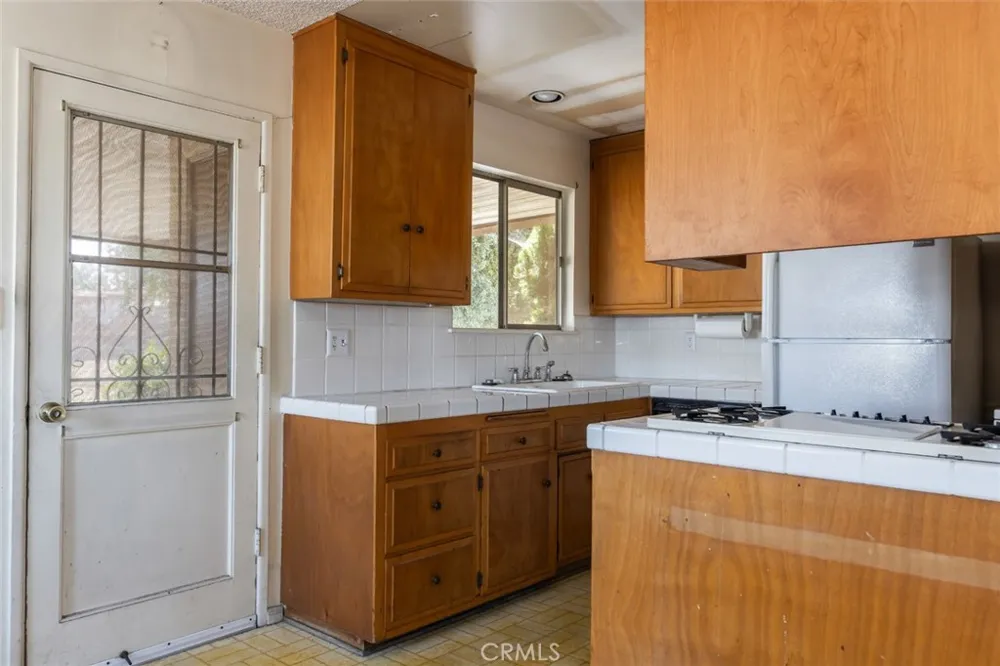 20802 Conradi Avenue Torrance, CA 90502