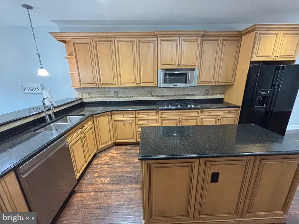 1 ROBERT COURT Chadds Ford, PA 19317