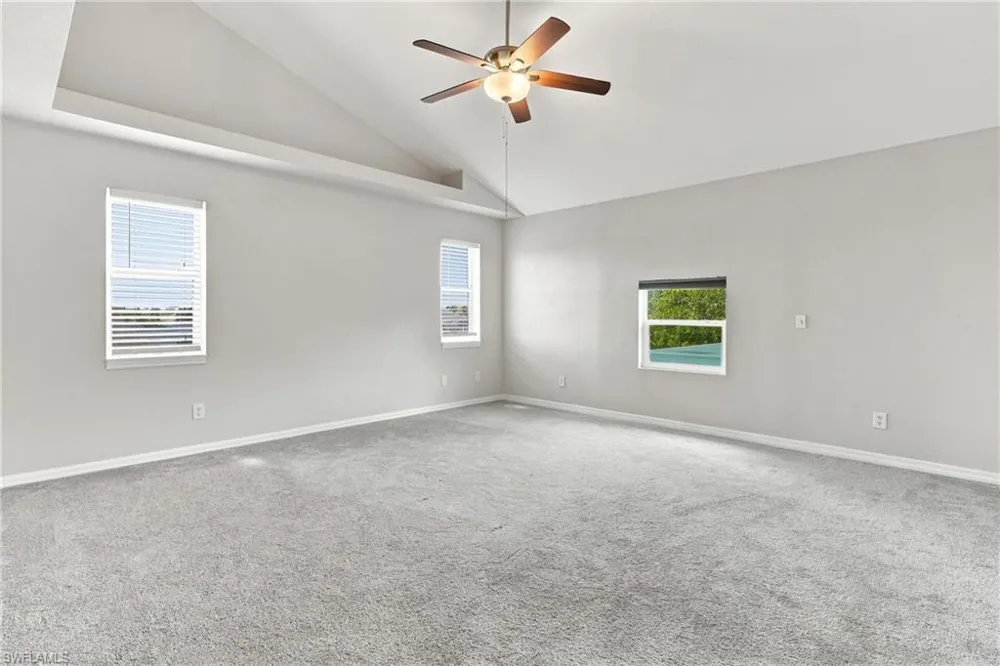 1014 SW 15th Avenue Cape Coral, FL 33991