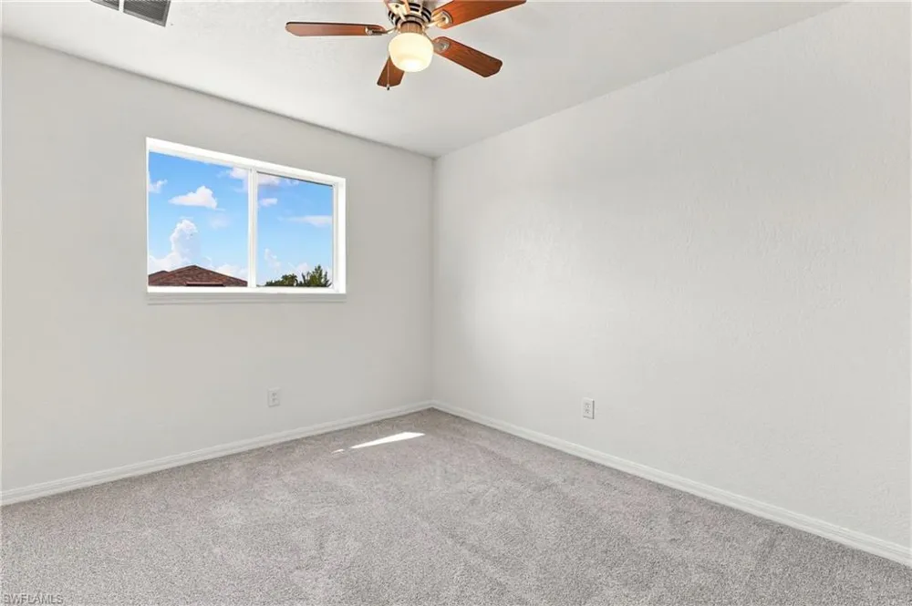 1014 SW 15th Avenue Cape Coral, FL 33991
