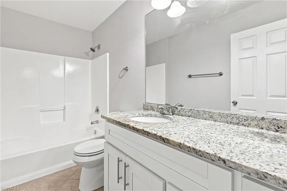 1014 SW 15th Avenue Cape Coral, FL 33991