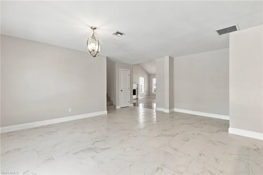 1014 SW 15th Avenue Cape Coral, FL 33991