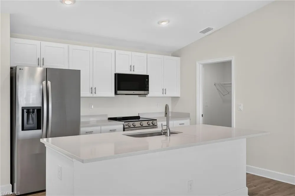 424 NW 17th Place Cape Coral, FL 33993