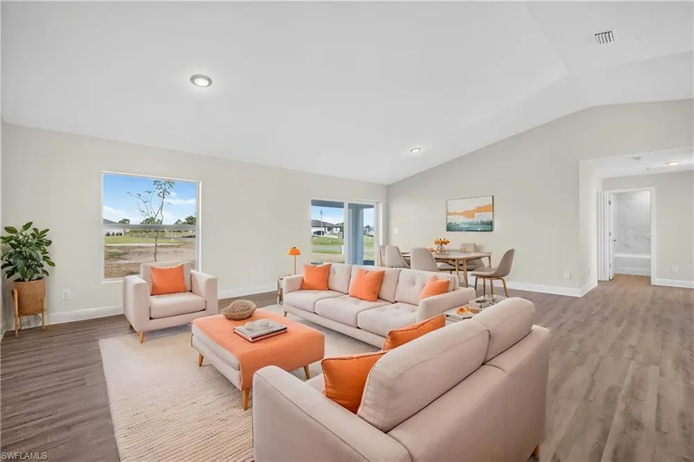 424 NW 17th Place Cape Coral, FL 33993