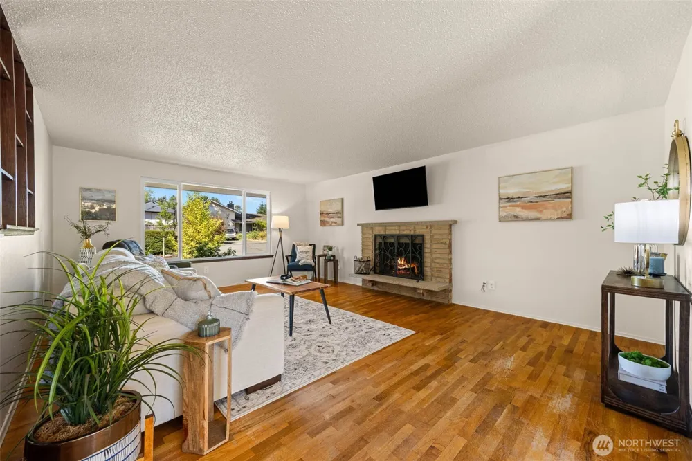 10810 105th Street SW Tacoma, WA 98498