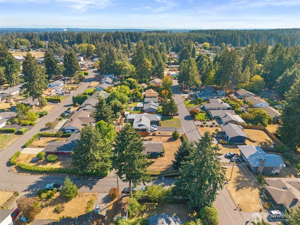 10810 105th Street SW Tacoma, WA 98498