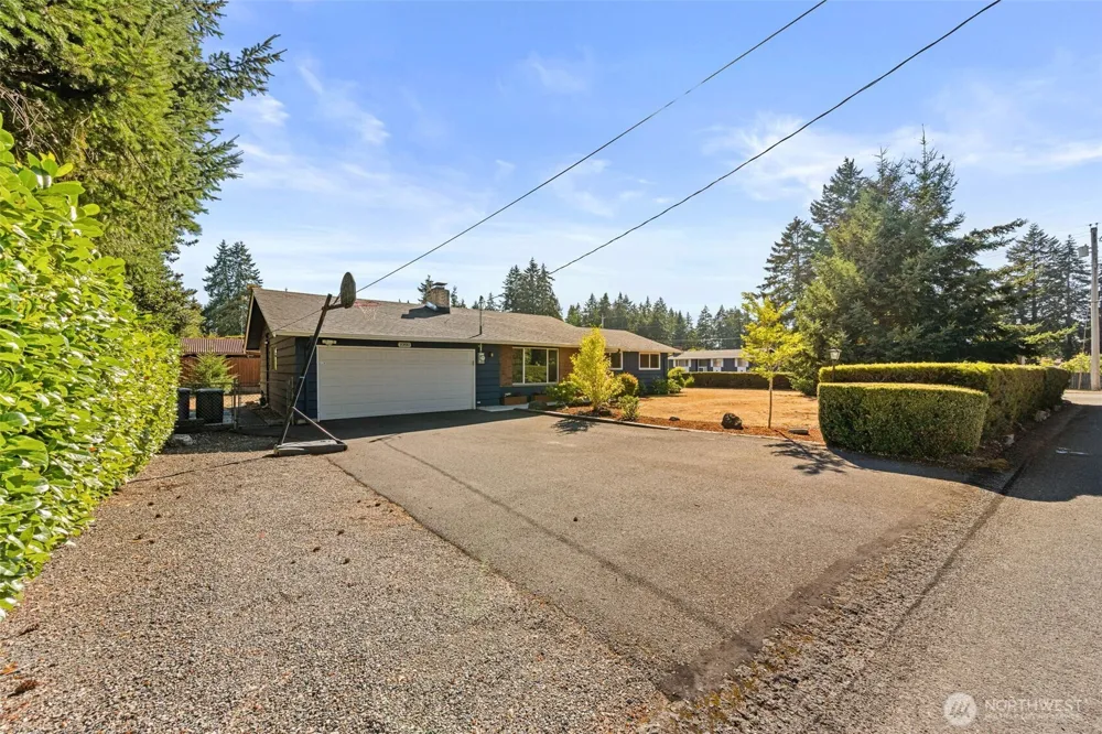 10810 105th Street SW Tacoma, WA 98498