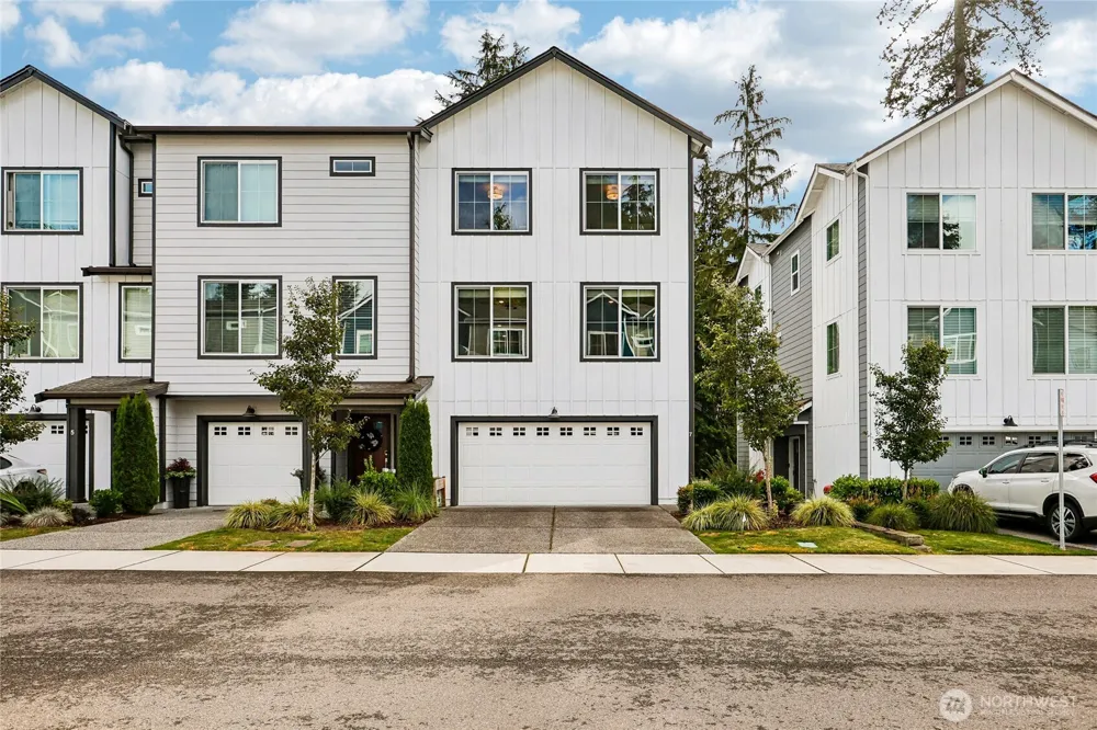 2005 101st Avenue SE #7 Lake Stevens, WA 98258
